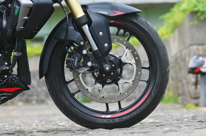 Bajaj Pulsar NS400Z front brake and wheel